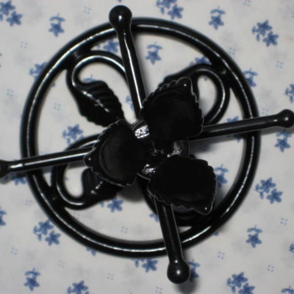 NEW Iron Artistica Mug Rack Leaf Leaves Design Black 15" Tall Heavy - Picture 4 of 6